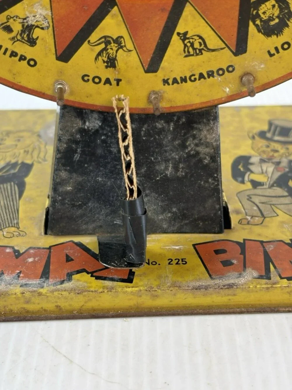 Antique Baldwin Manufacturing Animal Bingo Tin Litho Wheel Game #225 AS IS